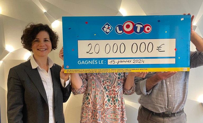 Les gagnants et Isabelle Cesari, Responsable accompagnement et expérience gagnants de FDJ